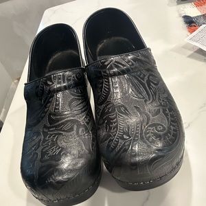 Dansko size 40 excellent condition